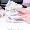 58273-01-okamzita-osobni-pujcka-photo-hand-counting-on-calculator-260nw-1025992318.jpg