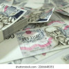 58889-01-urgentni-a-snadna-pujcka-close-czech-koruna-notes-spread-260nw-2266648351.jpg